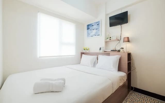 Spacious and Comfortable 2BR Cinere Resort Apartment