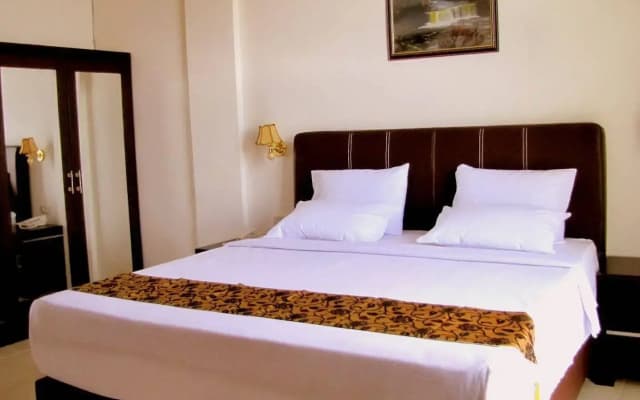 Mitra Hotel