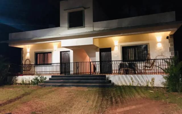 Raikar Guest House