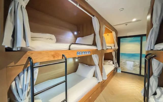 Tropical Dorm Hostel Da Nang by Haviland