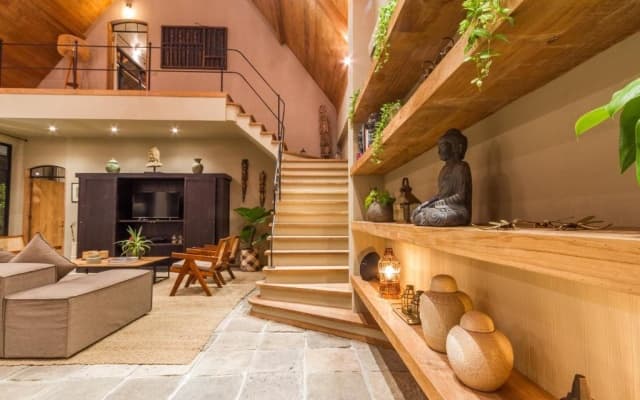 Villa Taijasa - Luxury 5BR Villa with 20m Pool