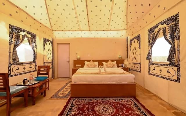 Best Desert Camp In Jaisalmer Red Velvet