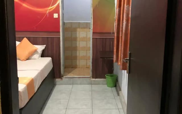 Hotel Warna Palopo RedPartner