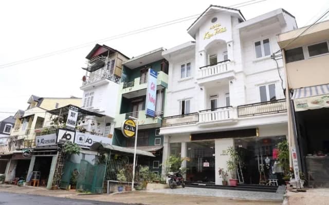 Kim Phu Hotel