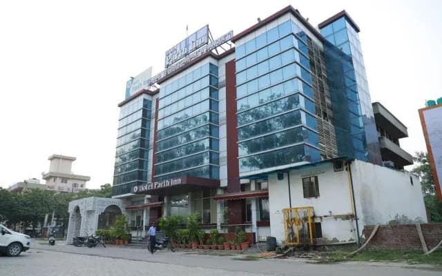 Hotel Parth Inn