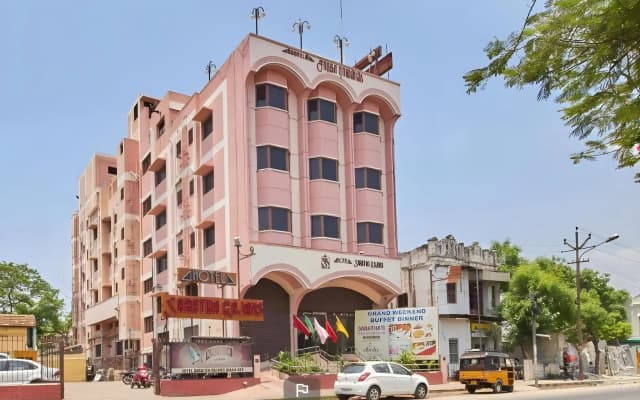 Hotel Saratharajans