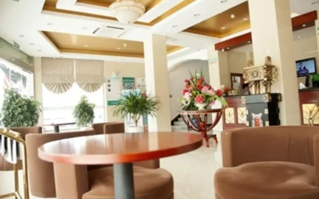 GreenTree Inn Lianyungang Guanyun Wenzhou Shangmaocheng Express Hotel