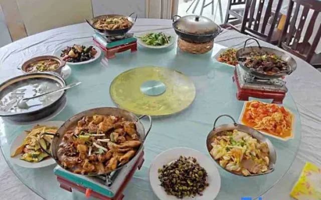 Yinniujiang Wuzhifeng Hotel