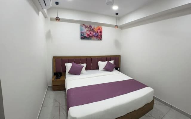 I Hotel