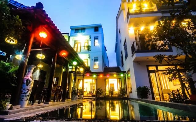 Sands River Hoi An Villa