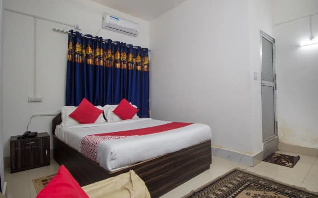 OYO 12992 Prince lodge