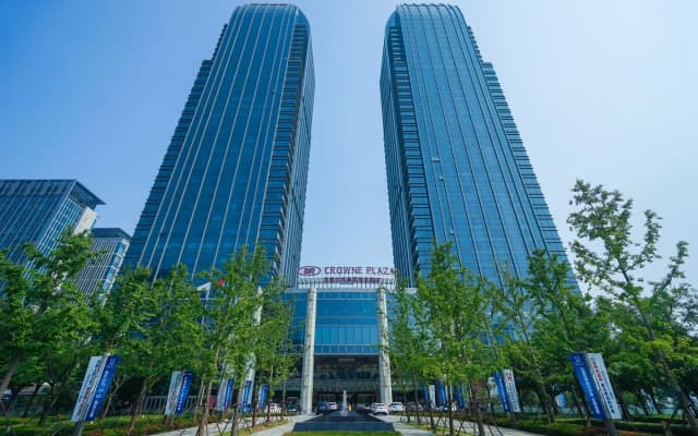 Crowne Plaza Wuxi Taihu by IHG