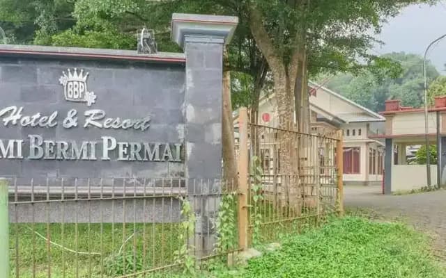 Hotel Bumi Bermi Permai