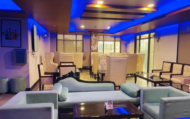 OYO Rooms Jaipuria Mall Indirapuram