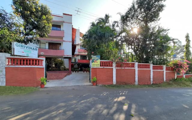 Girivihar Holiday Club - Pure Veg
