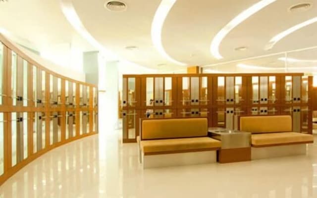 Uniland Golf & Resort