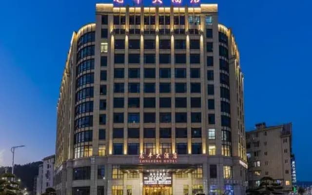 LongFeng Hotel