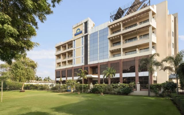Days Hotel by Wyndham Neemrana Jaipur Highway