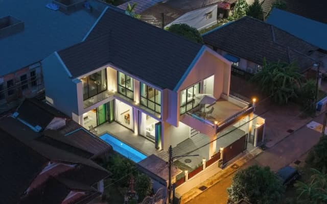 Pool Villa Near Laguna Golf Beaches V226