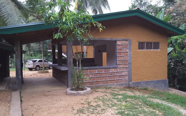 Sinharaja Birder's Lodge