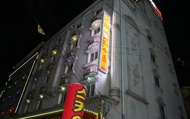 Sky Motel