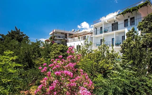 Sardunya Hotel