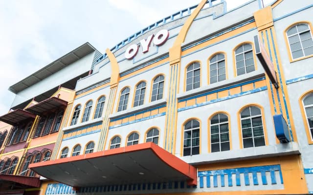 Capital O 664 Romance Hotel
