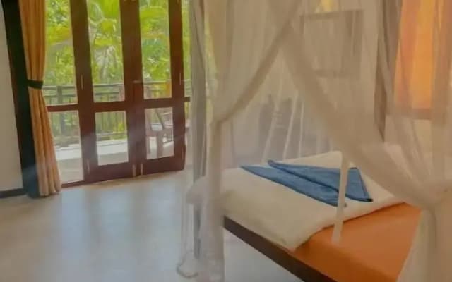 Easy Living - Hikkaduwa