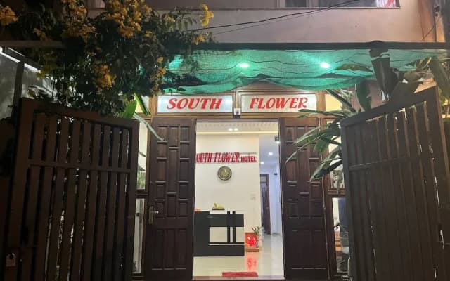 South Flower Hotel