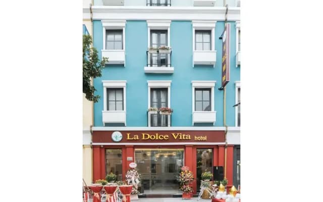 La Dolce Vita Hotel
