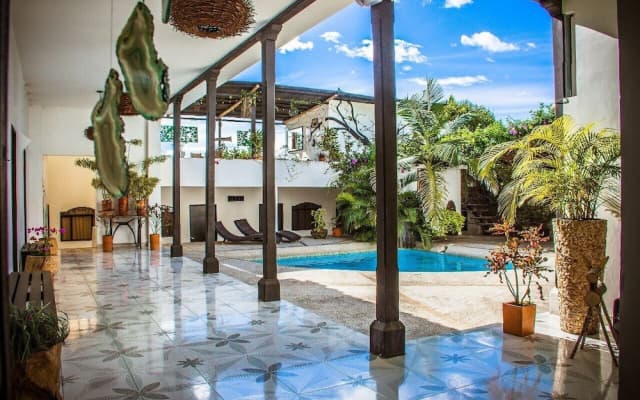 Hotel Capilla del Sol