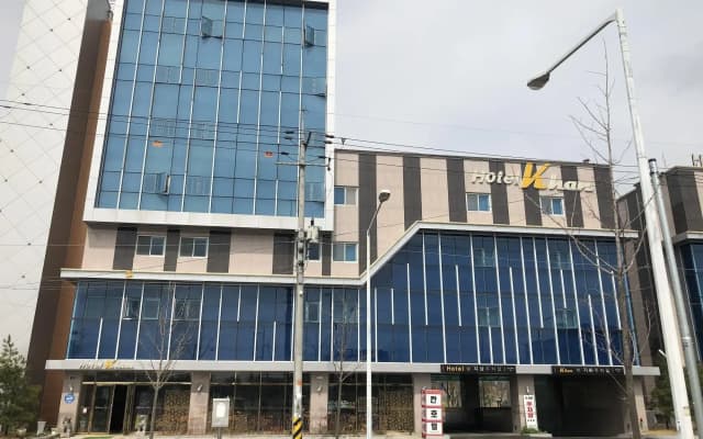 Khan Hotel