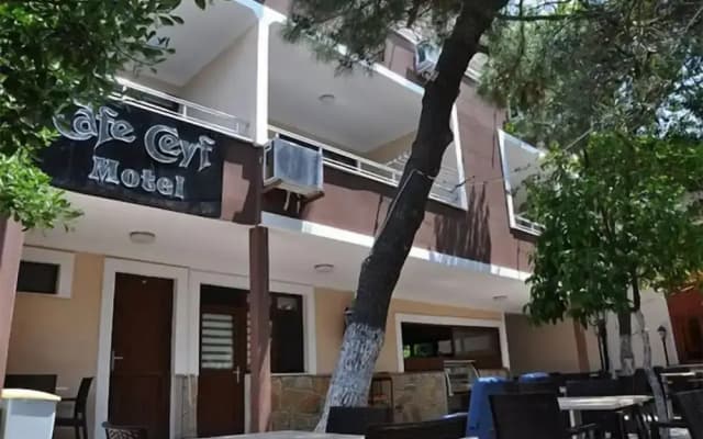 Ceyf Motel