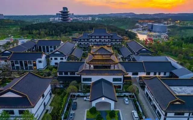 Jingmen Jiupai Tongyuan Hotel (Yuanboyuan Government Affairs Center)