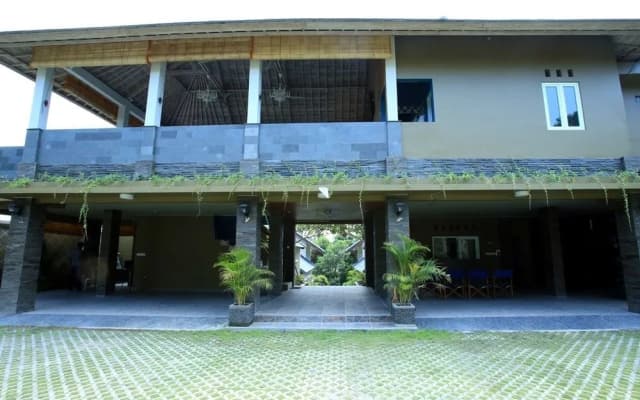 RedDoorz Near Canggu Club