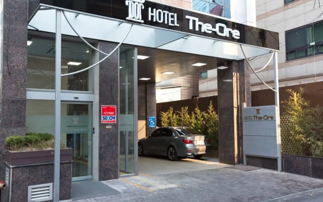 Hotel The-Ore