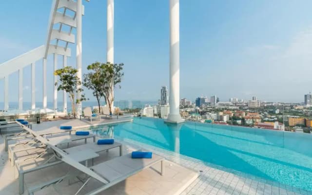 Отель Arbour Hotel And Residence Pattaya