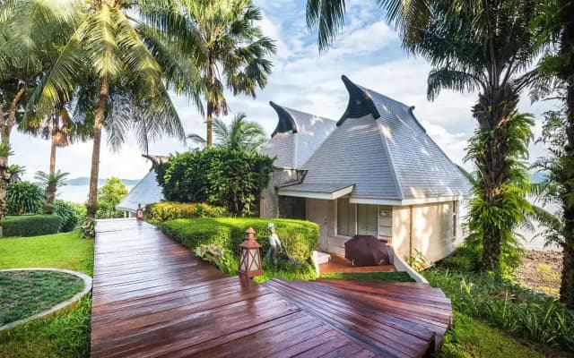 The Blue Sky Resort Ranong
