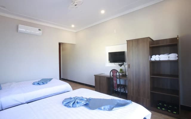 Home River Villa