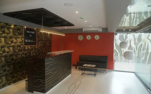 Hotel Bindra Supremacy