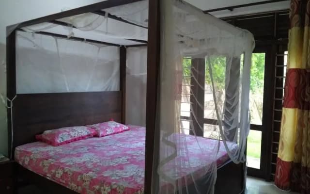 Nishan Surf Inn