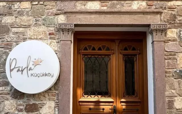 Parla Otel Kucukkoy