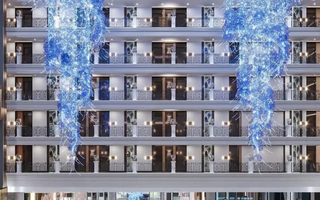 Serenity Queen Hotel