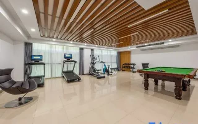 Xinyang Maojian Hotel