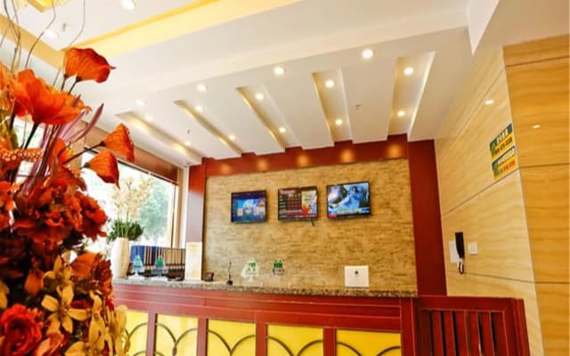 GreenTree Inn Nanjing Dachang Getang Metro Station Express Hotel