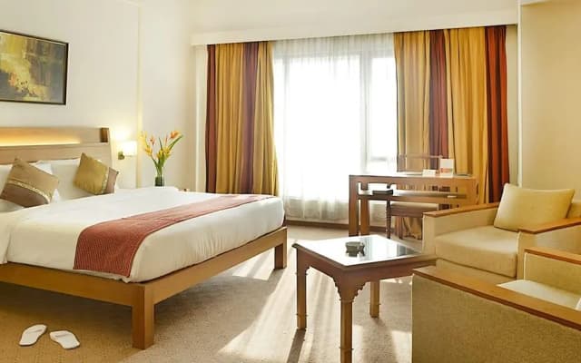 The Avenuecenter Hotel