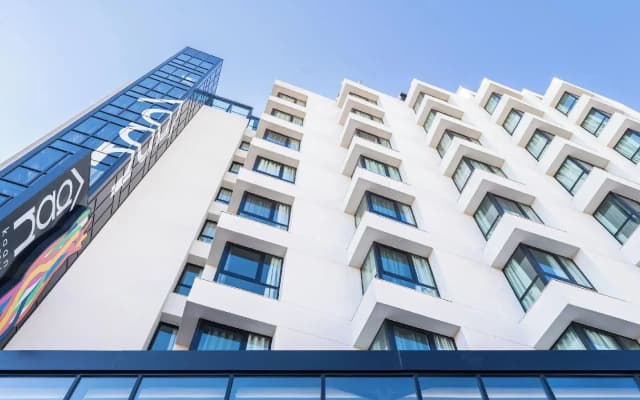 Kaan Casablanca
