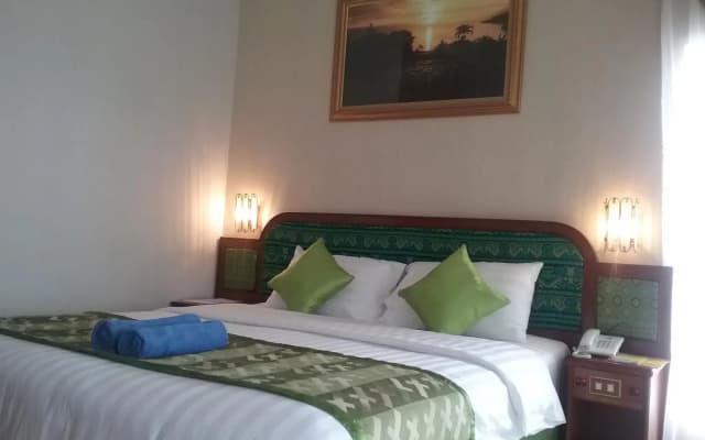 Parapat View Hotel