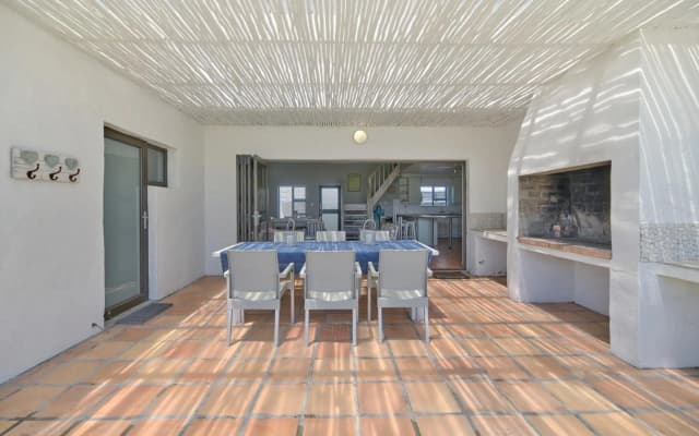Struisbaai Holiday Home