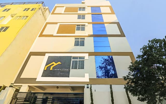 Super OYO Flagship Landcorp Hotels Near Shilparamam